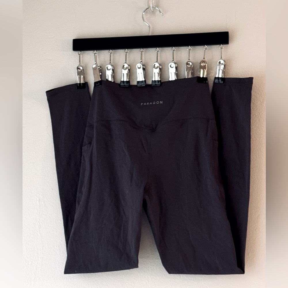 Paragon Gray Leggings Comfortable Stretchy Design +Pocket